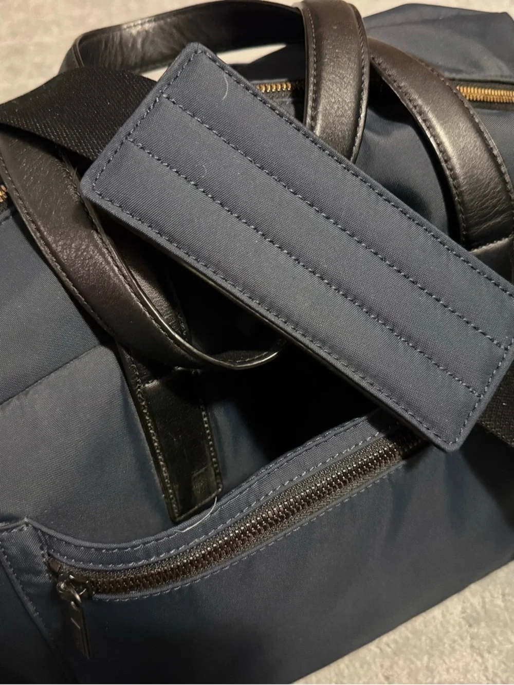 Navy AWAY Travel Duffel Bag with Black Leather Handles 20 L - Picture 16 of 16